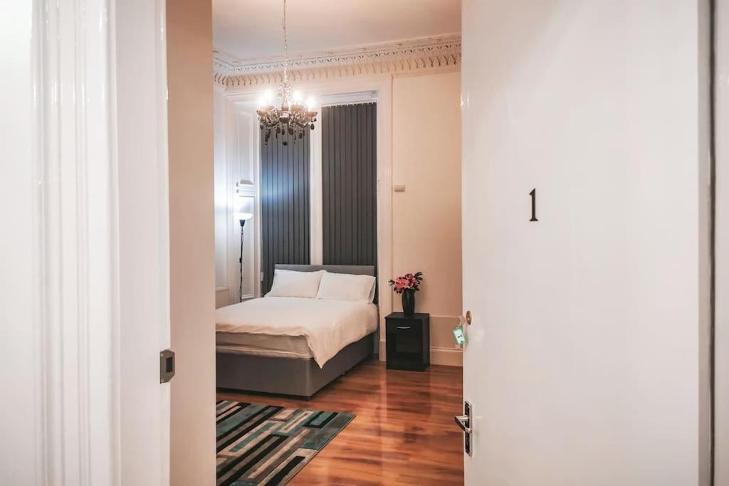 S.H Apartments غلاسغو المظهر الخارجي الصورة