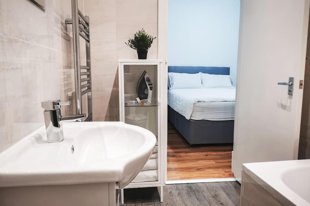 S.H Apartments غلاسغو المظهر الخارجي الصورة