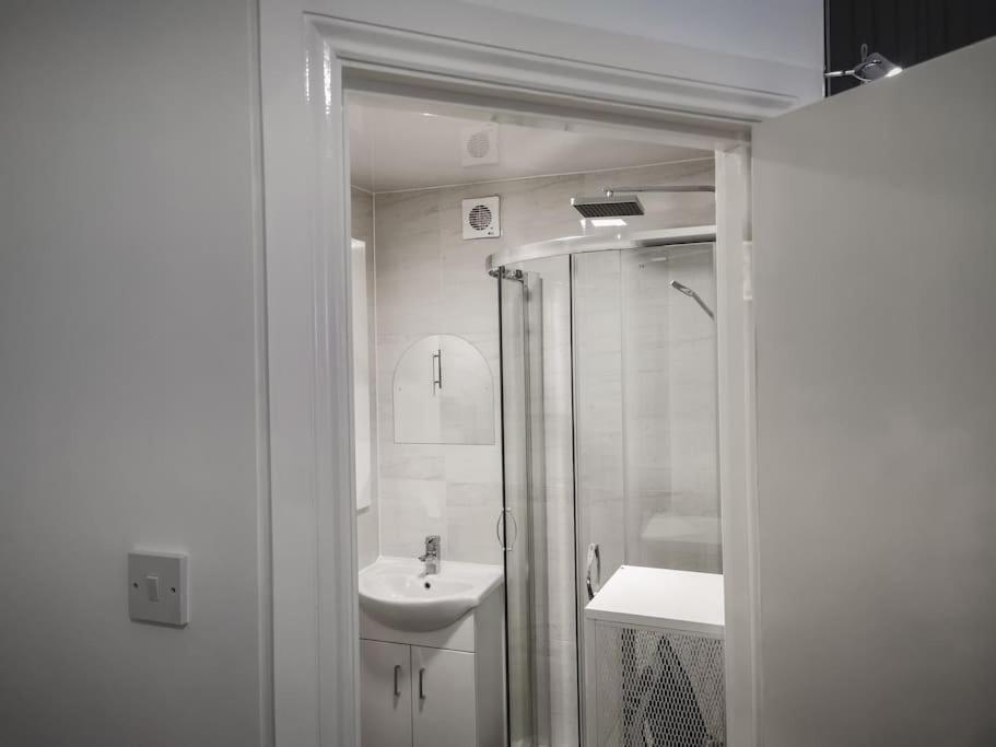 S.H Apartments غلاسغو المظهر الخارجي الصورة